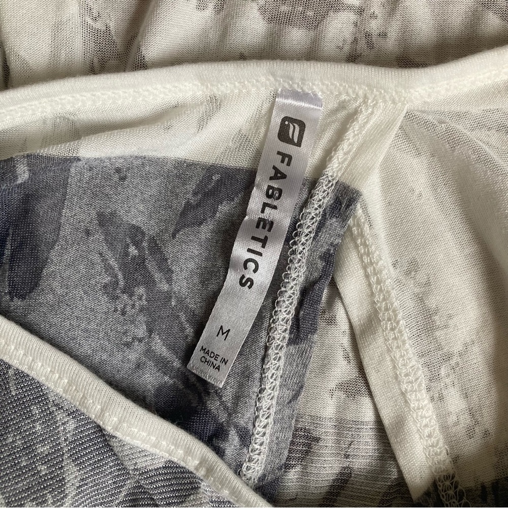 Fabletics Open Back Patterned Color Block Tank To… - image 5